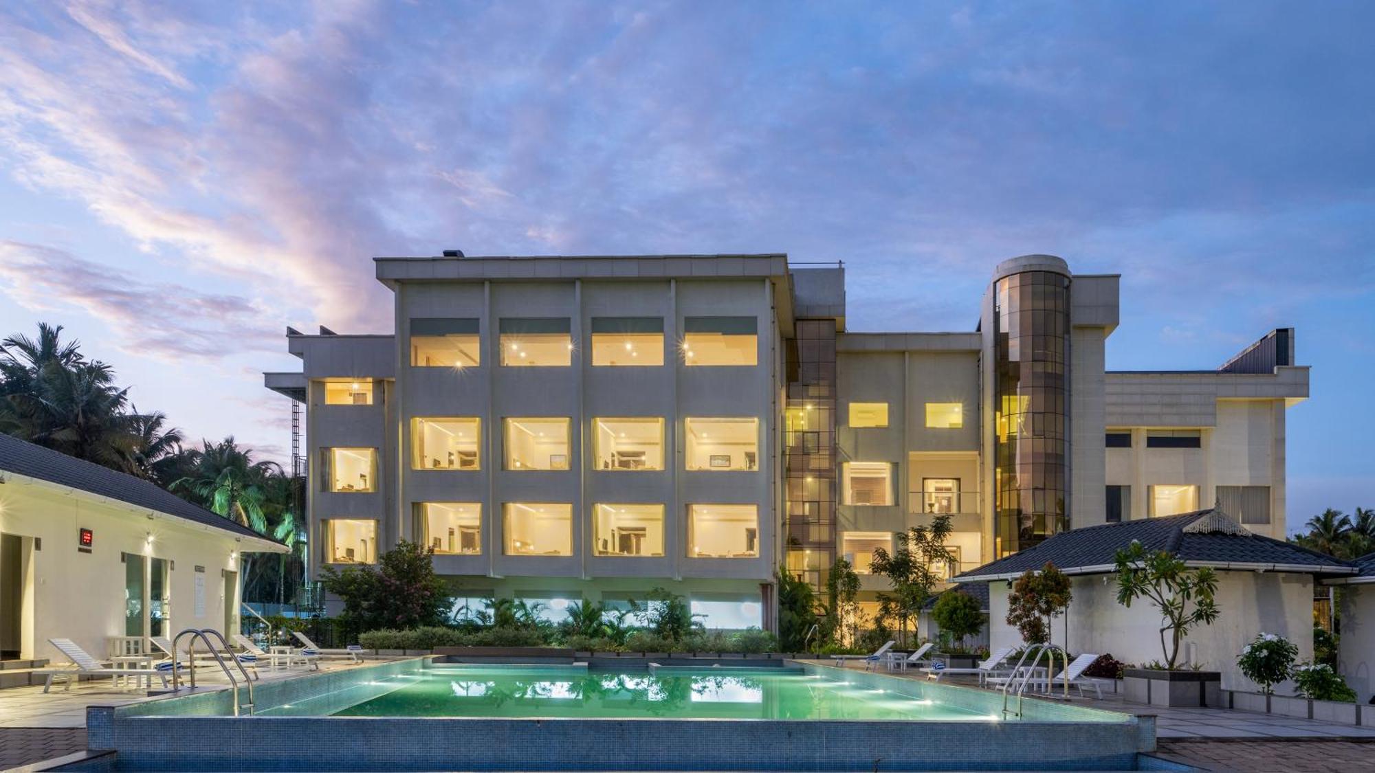 Blue Serene Resort Guruvāyūr Exterior foto